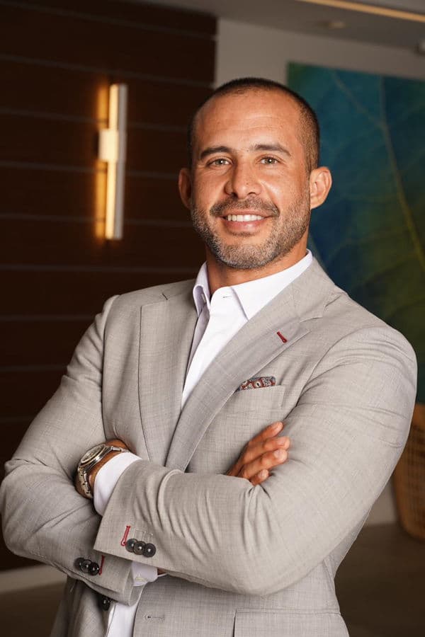 photo of agent, Victor Portillo